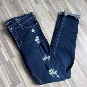 Hollister Mid Rise Super Skinny Jeans